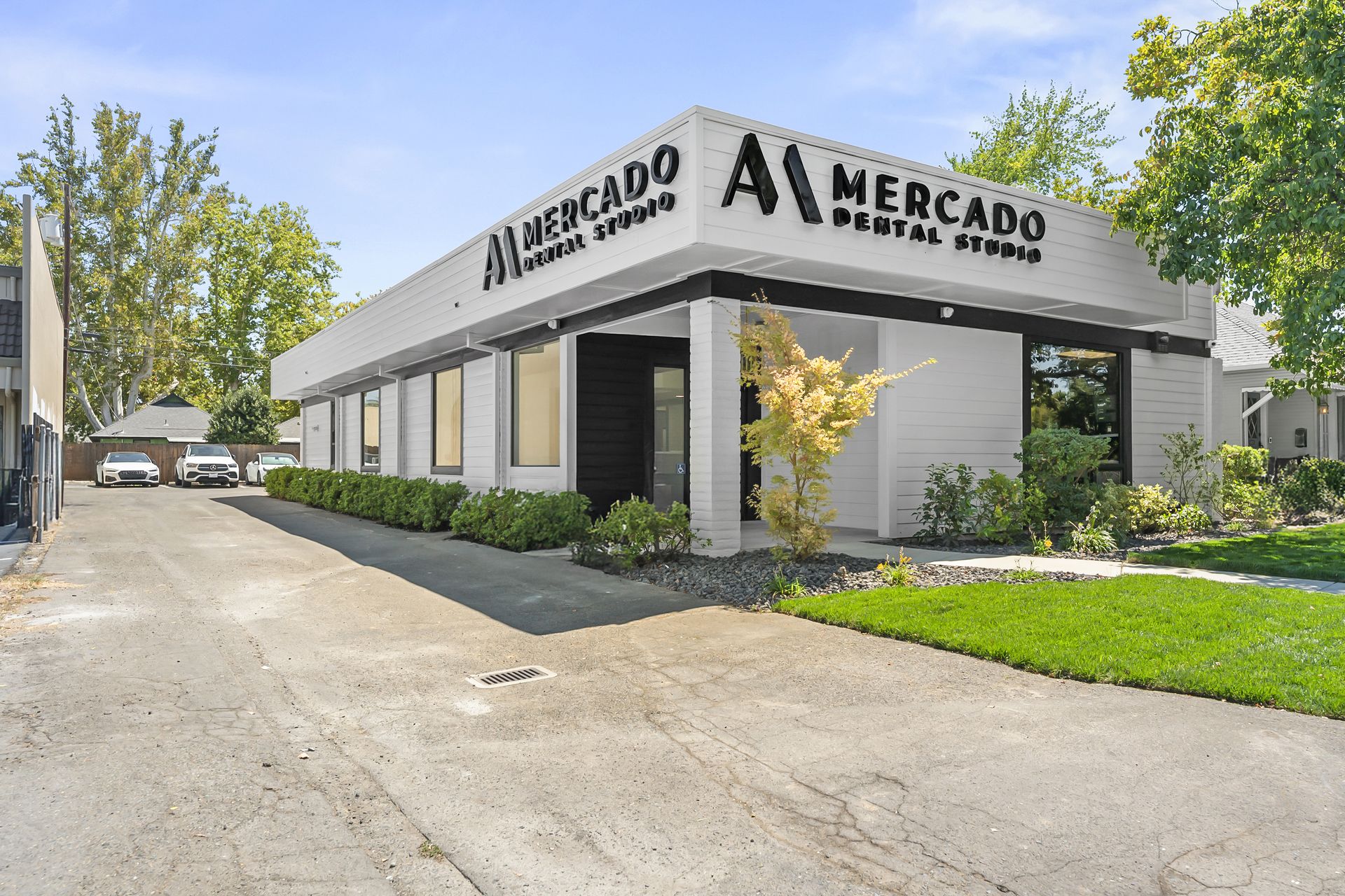 Mercado Dental Studio exterior entrance on 56th Street, Sacramento